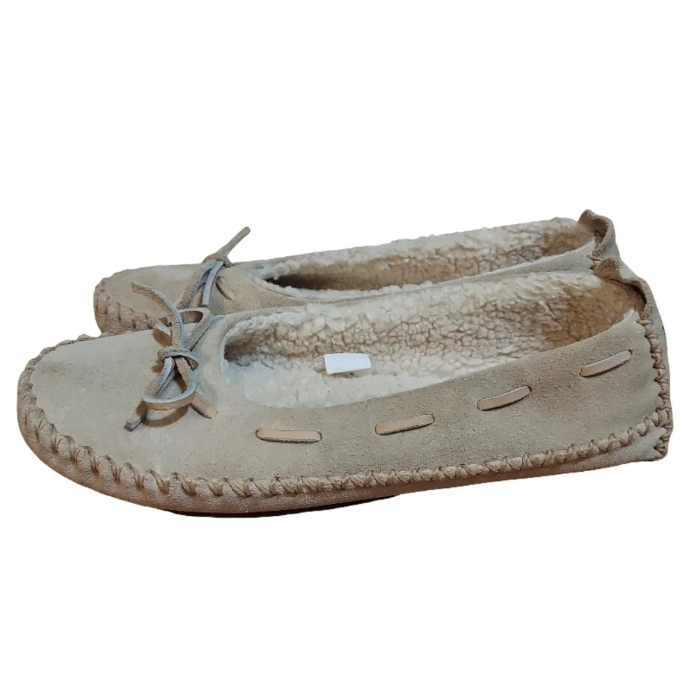 L.L.Bean Hearthside Suede Sherpa Lined Moccasins - Picture 2 of 12